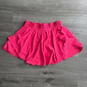 Lululemon court rival high-rise skirt lip gloss